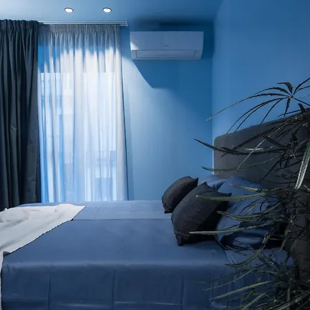 Apartment Brand New⎮ Beachfront ⎮3 Min Old Town Nuun