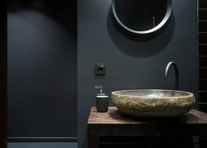 Brand New⎮ Beachfront ⎮3 Min Old Town Nuun Apartment *