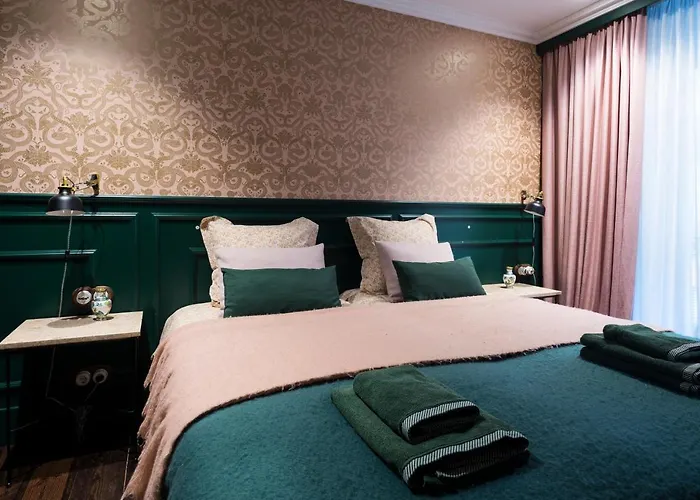 Apartment Brand New⎮ Beachfront ⎮3 Min Old Town Nuun *